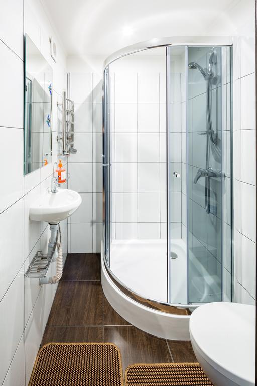 Apartment On Khmelnytskogo Street 리비프 외부 사진